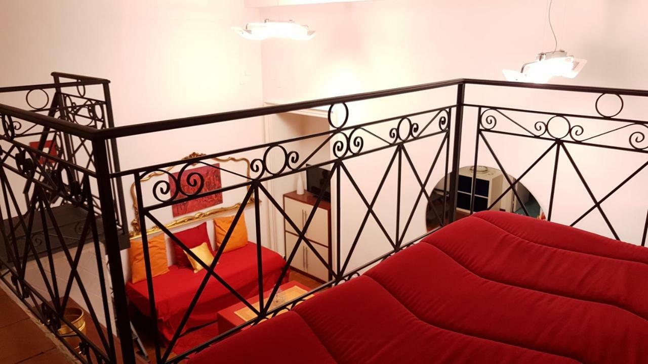 Il Salotto Di Nonna Cornelia 2 Hotel Napoli Bagian luar foto